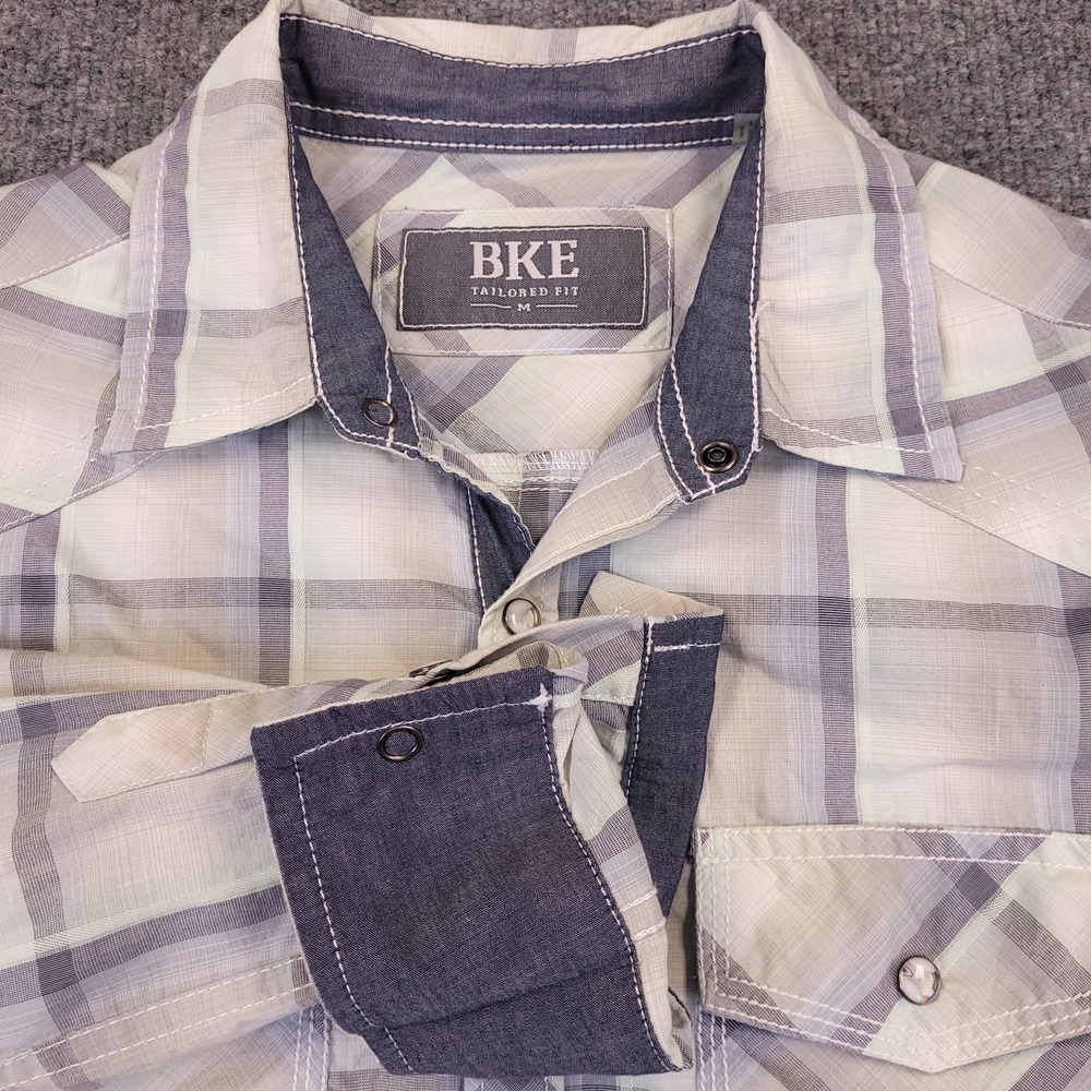 BKE Western Pearl Snap Shirt Mens M Plaid Stretch Dual Pocket Cuff Contrast